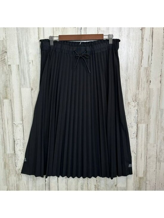 Athleta Dresses & Skirts - Athleta Hayes Pleated Skirt Medium Black EUC Travel Minimalist Anti Wrinkle